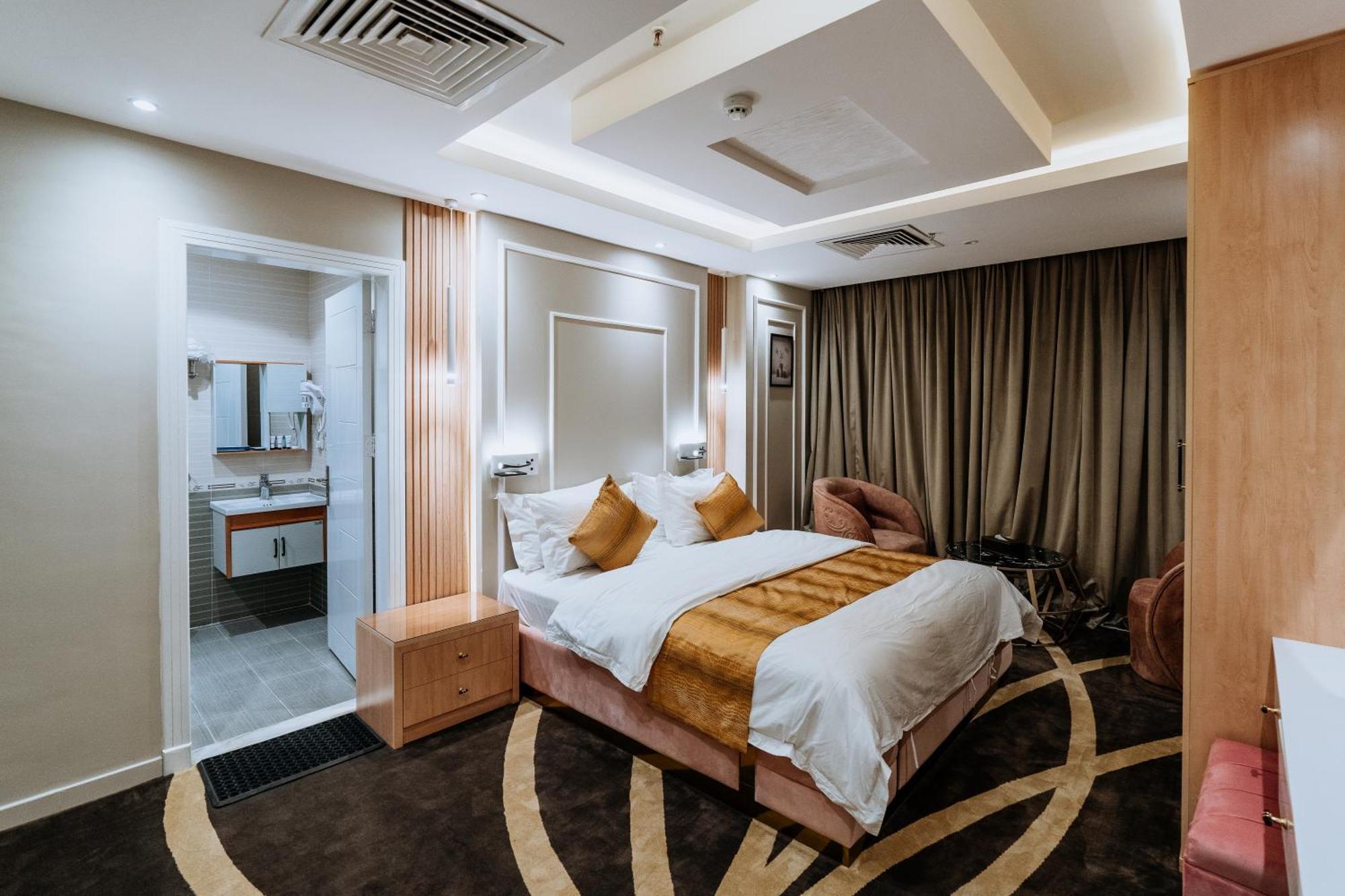 Lambert Riyadh