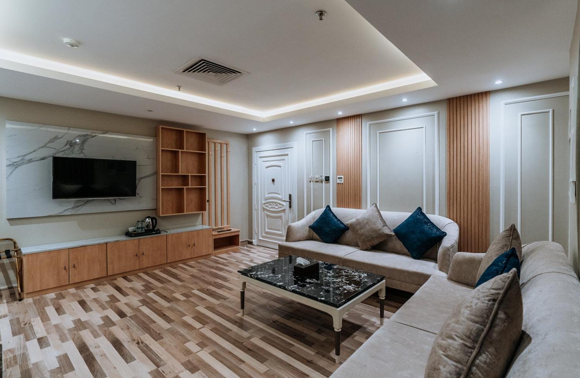Lambert * Riyadh
